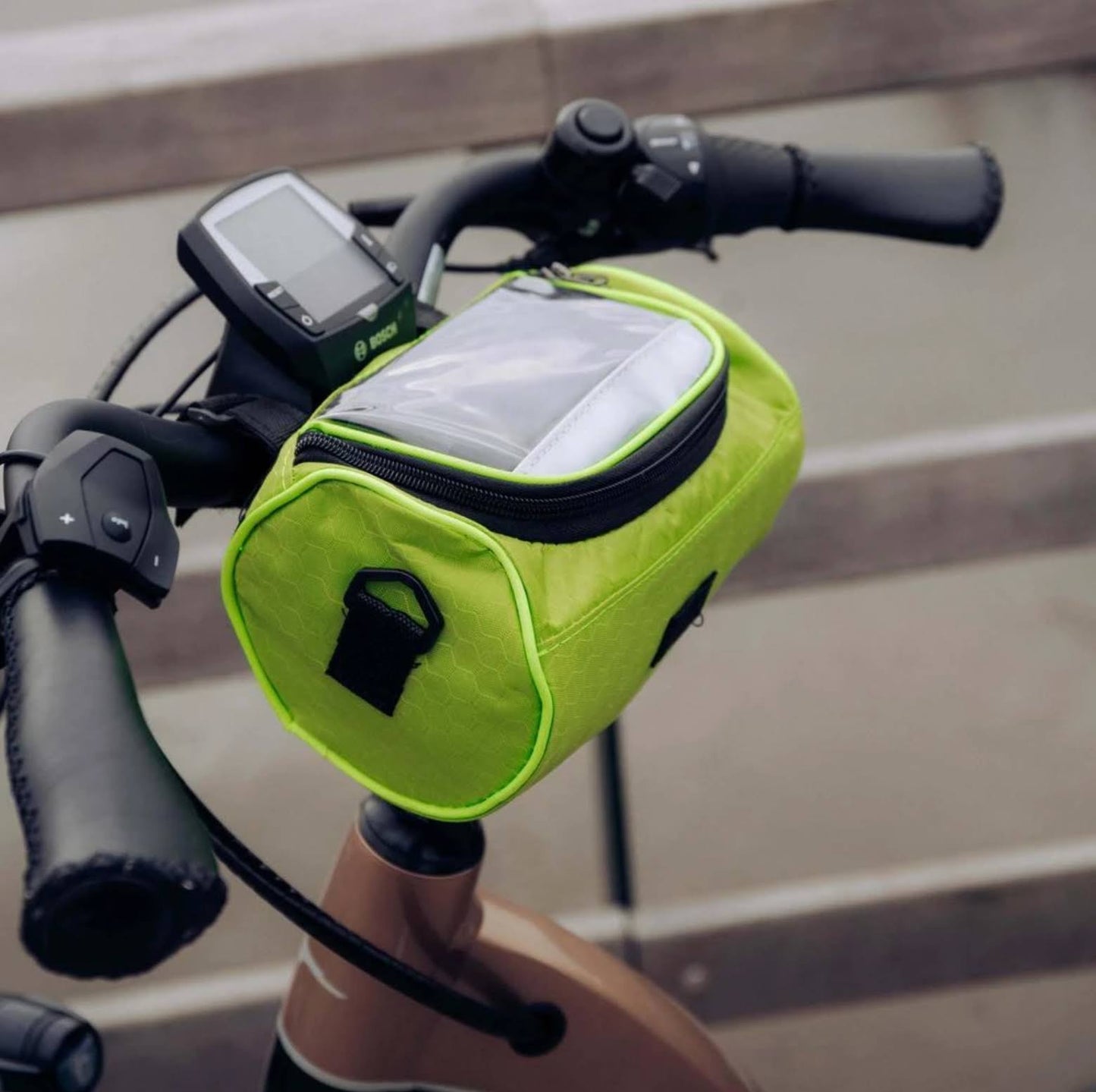 Wasserdichte Fahrradtasche mit Handyhalter – Lenker-Tasche mit Touchscreen-Fenster – Verstellbar & Universell