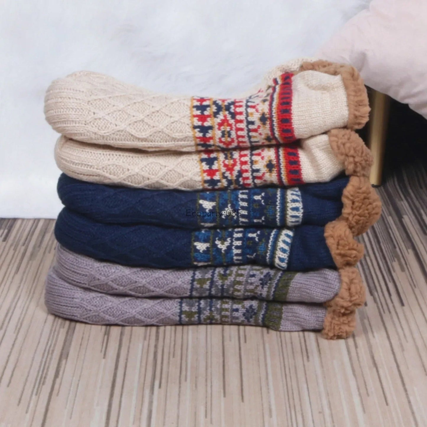 ThermoGrip – Warme rutschfeste Wintersocken für den Hausgebrauch | Unisex Komfort und Sicherheit | 3-Pack
