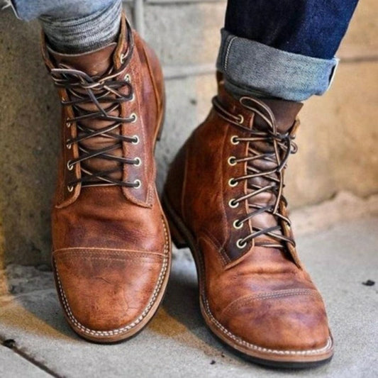 Robuste Herren Lederstiefel – Zeitloses Design & Ganztägiger Komfort